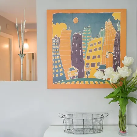 L'encis Apartment