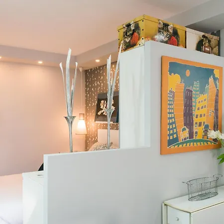 L'encis Apartment