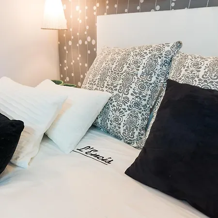 L'encis Apartment